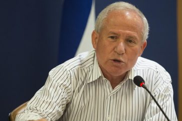 avi dichter