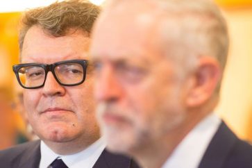 Tom Watson y Jeremy Corbyn