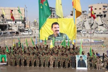 retrato-ocalan-raqqa