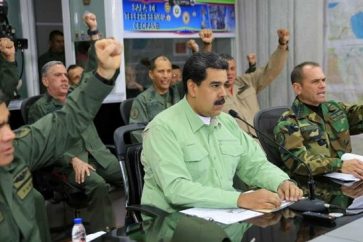 militares-con-maduro