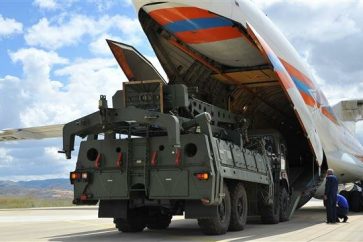 s-400-cargado-avion