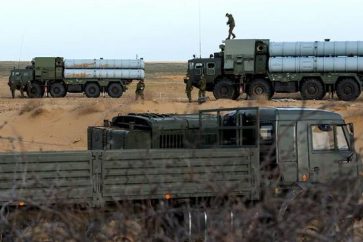 Batería de misiles S-300 en Siria