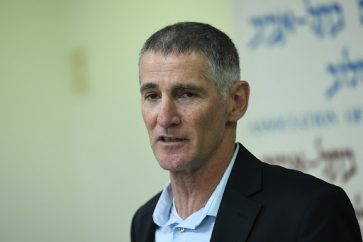 Yair Golan