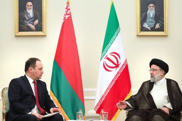 Ebrahim Raisi y Roman Golovchenko