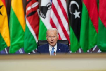 biden-banderas-africanas