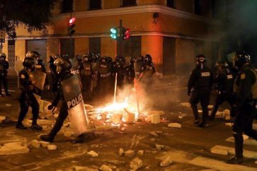 Disturbios en Perú