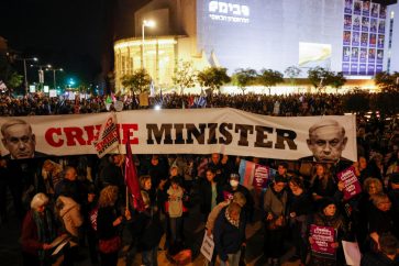 mani-contra-netanyahu-tel-aviv