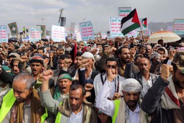 manifestantes-sanaa-por-palestina