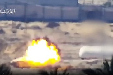 explosion-vehiculo-transporte-tropas-israeli-rafah