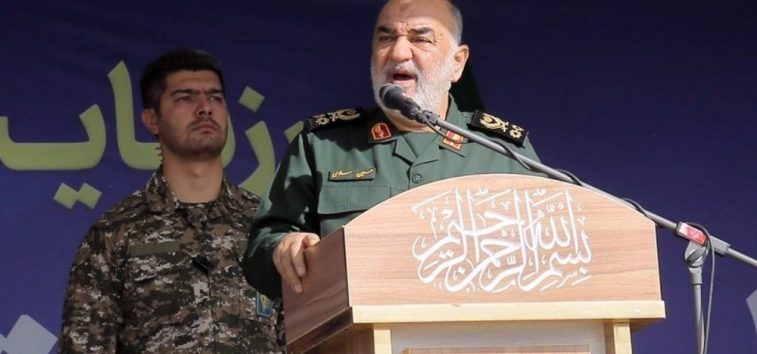  <a href="https://spanish.manartv.com.lb/1223785">Irán está &#8220;totalmente preparado para cualquier escenario&#8221;, afirma el comandante jefe del CGRI en medio de las amenazas</a>