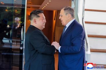 kim-jong-un-lavrov